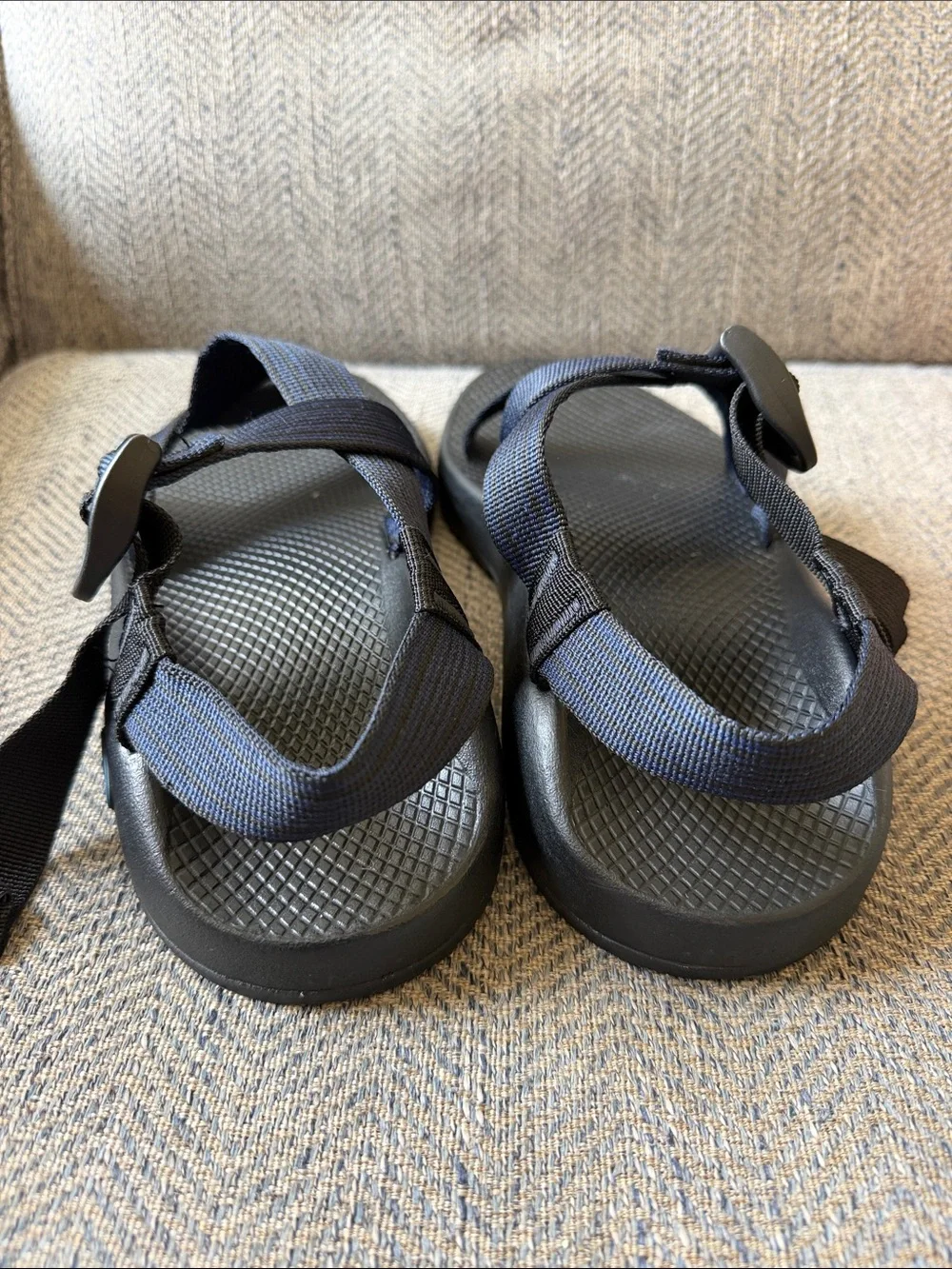Chaco Men’s Z/Cloud Blue Striped Black Sandals Size: 9